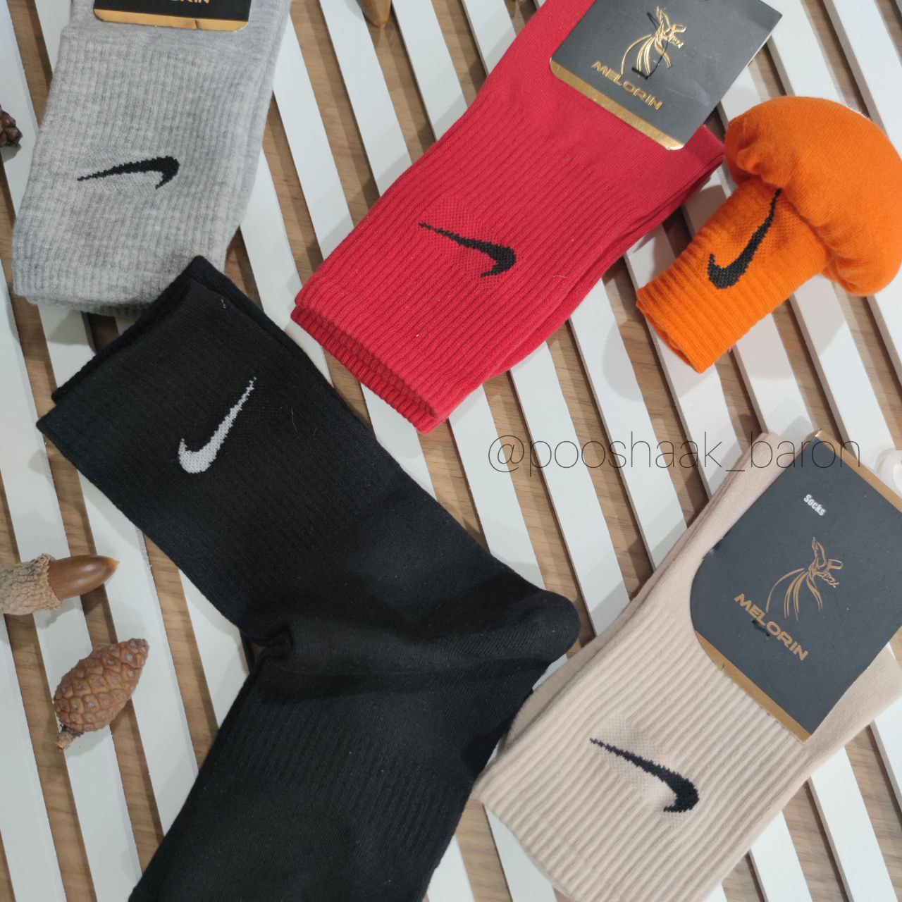 در رنگهای متنوع